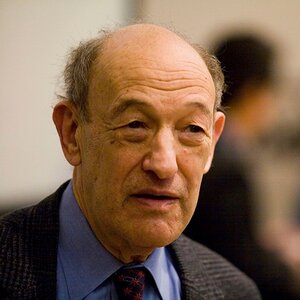 Езра Вогель - фото