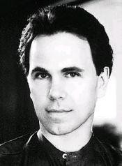 Артур Голден - фото