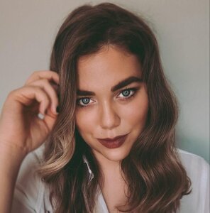 Адалін Грейс - фото