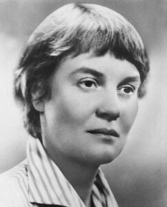 Айріс Мердок - фото