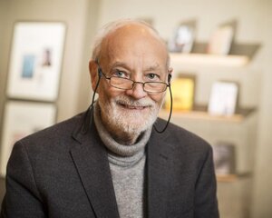 Алан Бредлі - фото