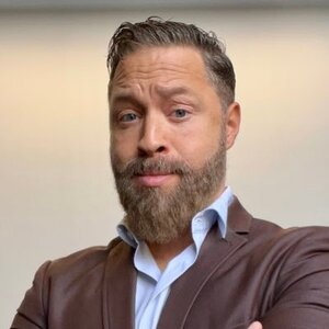 Алі Фенвік - фото