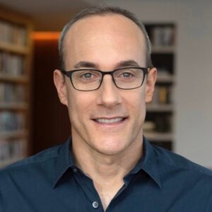 Ден Сінор - фото