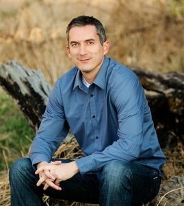 Джеймс Дешнер - фото