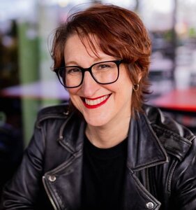 Джулі Мей Коен - фото