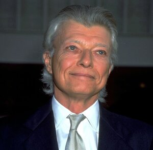 Роберт Джеймс Воллер - фото