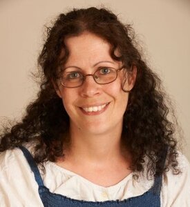 Емі Спаркс - фото