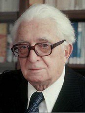 Фернан Бродель - фото