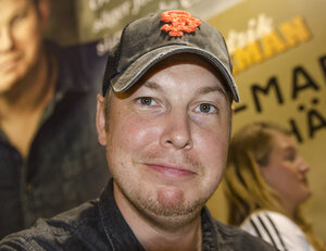 Фредрік Бакман - фото