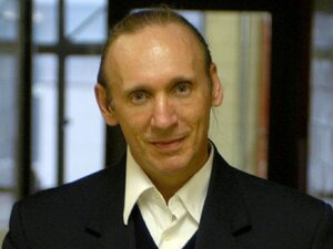 Грегорі Девід Робертс - фото