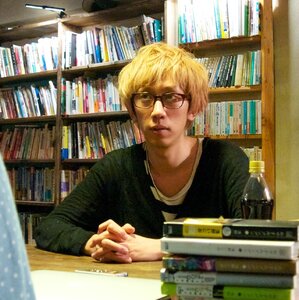 Ініо Асано - фото