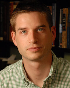 Кел Ньюпорт - фото