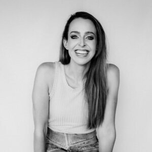 Клер Александер - фото