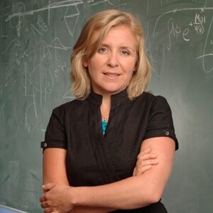 Люсі Гокінг - фото