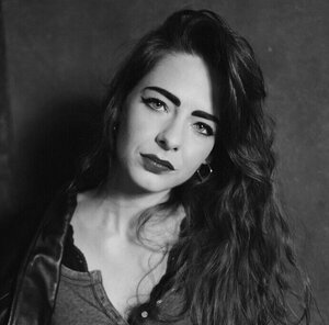 М. Л. Ріо - фото