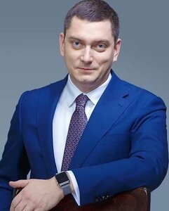 Максим Батирєв - фото