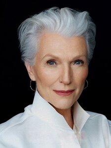 Мей Маск - фото