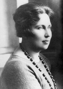 Надія Суровцова - фото