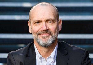 Саймон Бекетт - фото