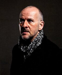 Саймон Кричлі - фото