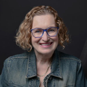 Сью Муркрофт - фото