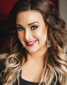 Тіллі Коул - фото