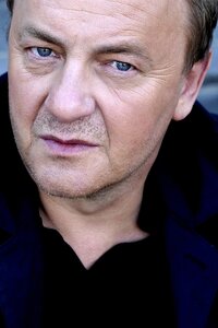 Януш Леон Вишневський - фото