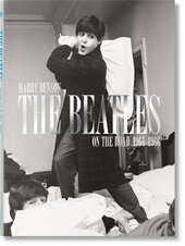 Harry Benson The Beatles: On the Road 1964-1966 - фото обкладинки книги