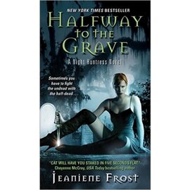 Night Huntress. Book 1: Halfway to the Grave - фото книги