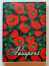 Обкладинка на паспорт "Маки на чорному тлі" - фото обкладинки книги
