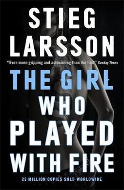 The Girl Who Played With Fire - фото книги