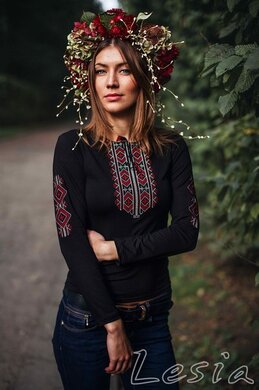 Вишиванка жіноча "Гуцулка" довгий рукав - фото книги