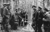 Самі собі кухарі. Повстанці готують обід (АЦДВР)